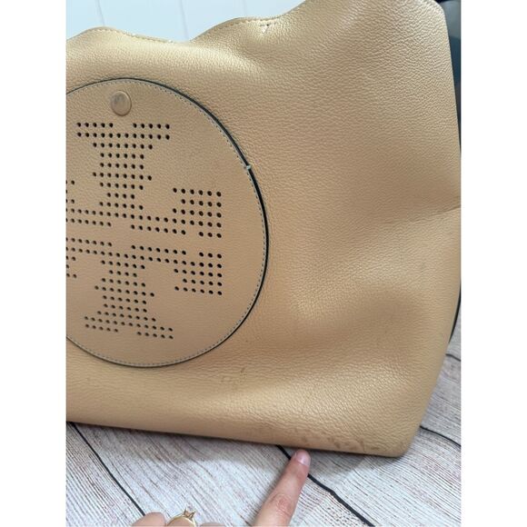 Tory Burch Perforated Tote in‎ Sand Dune Tan Large Oversized Designer - Picture 14 of 16